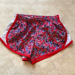 Nike dry fit running shorts girls